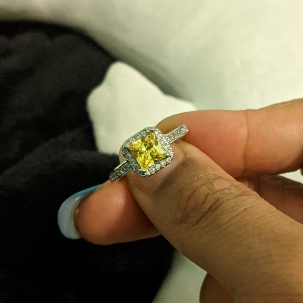 Fragrant Jewels Ring - Picture 3 of 3
